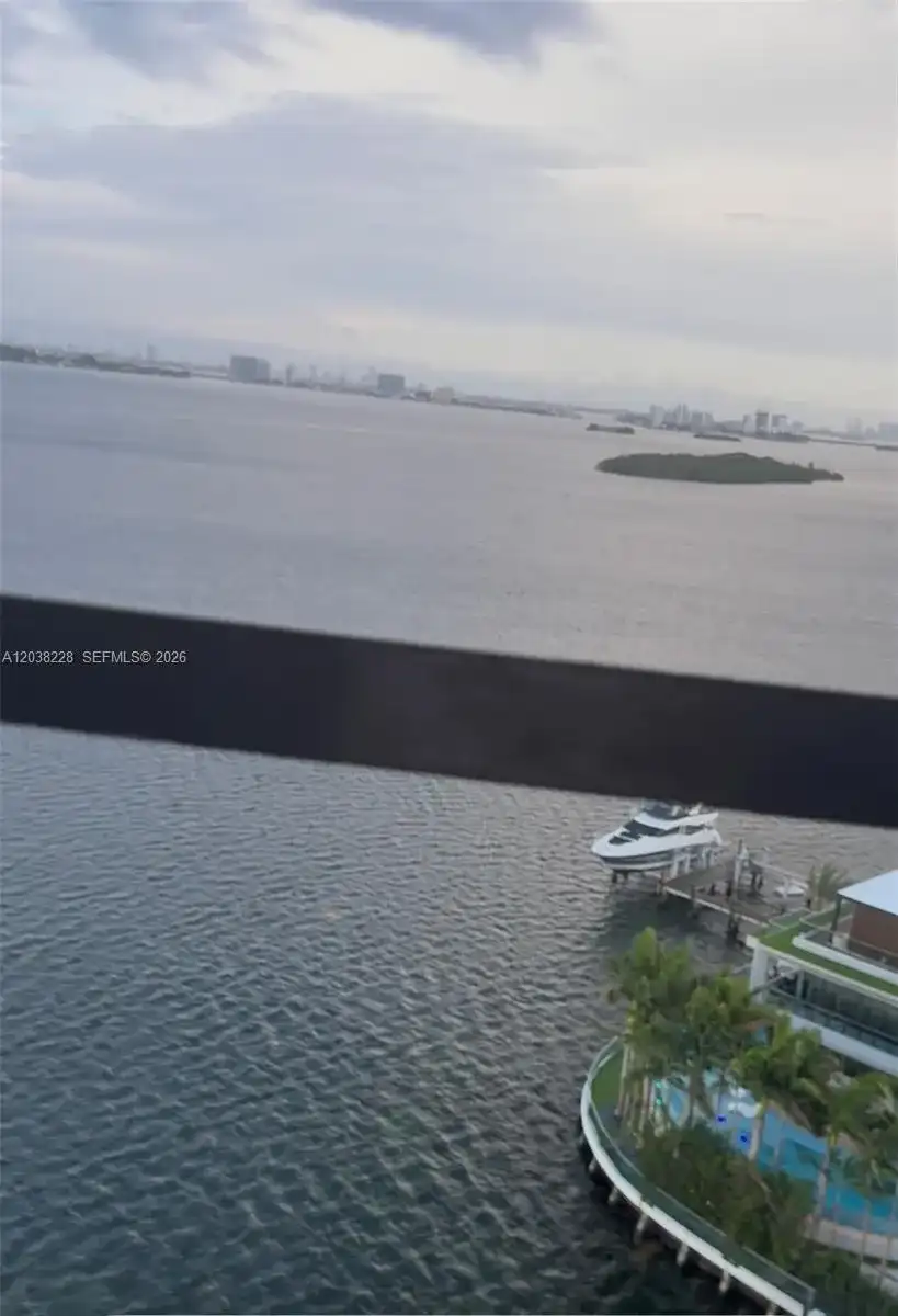 11930 N Bayshore Dr # 8, North Miami FL 33181