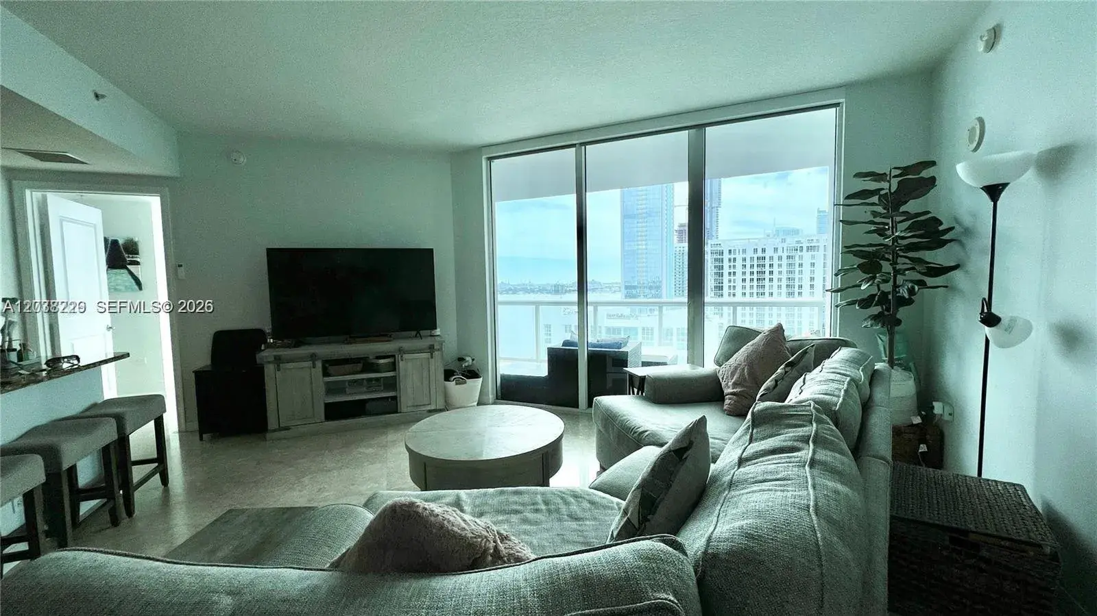 480 NE 30th St # 1603, Miami FL 33137