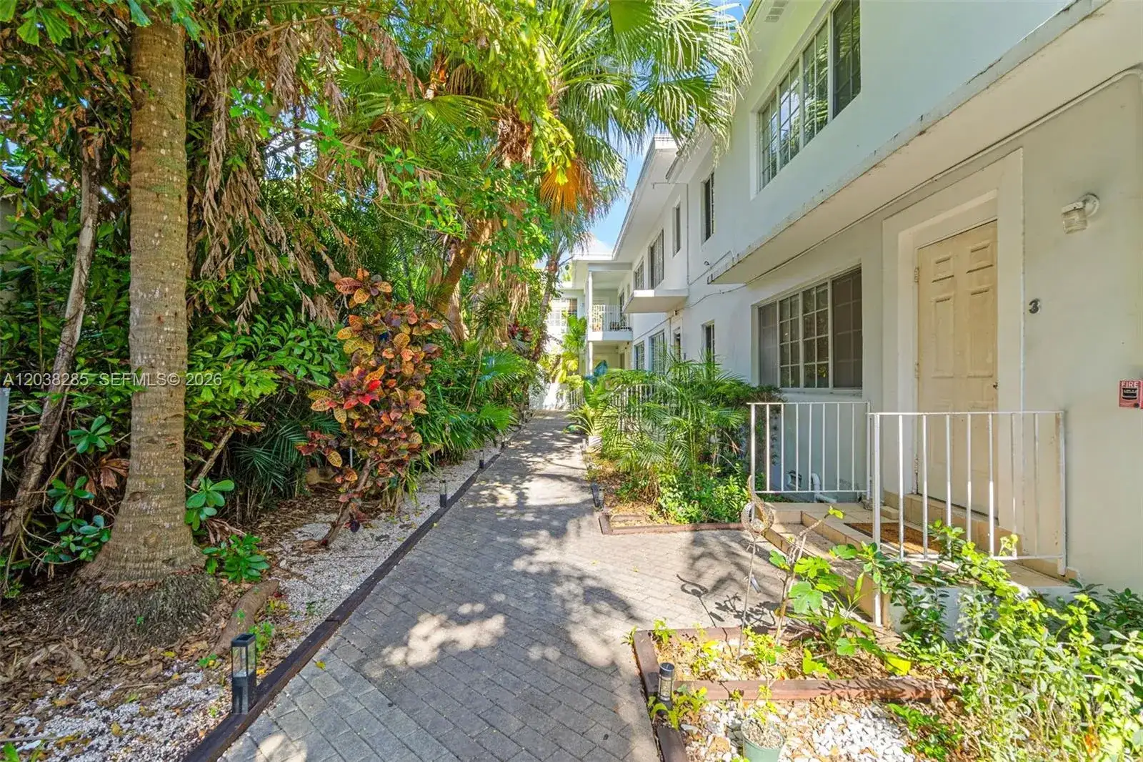 840 Lenox Ave # 3, Miami Beach FL 33139 photo 2