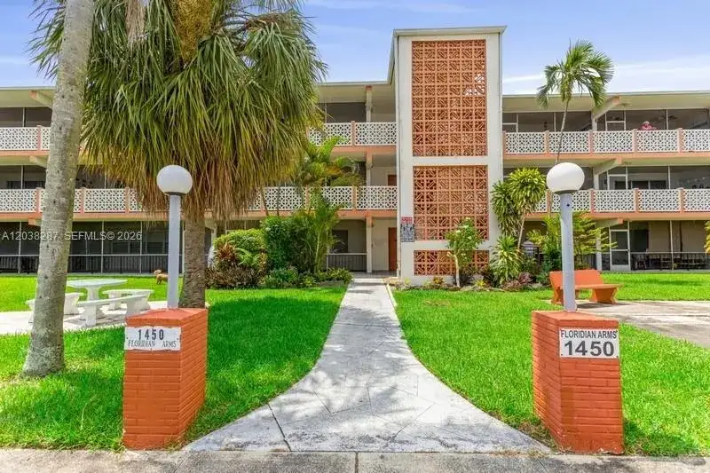 1450 NE 170th St # 305, North Miami Beach FL 33162