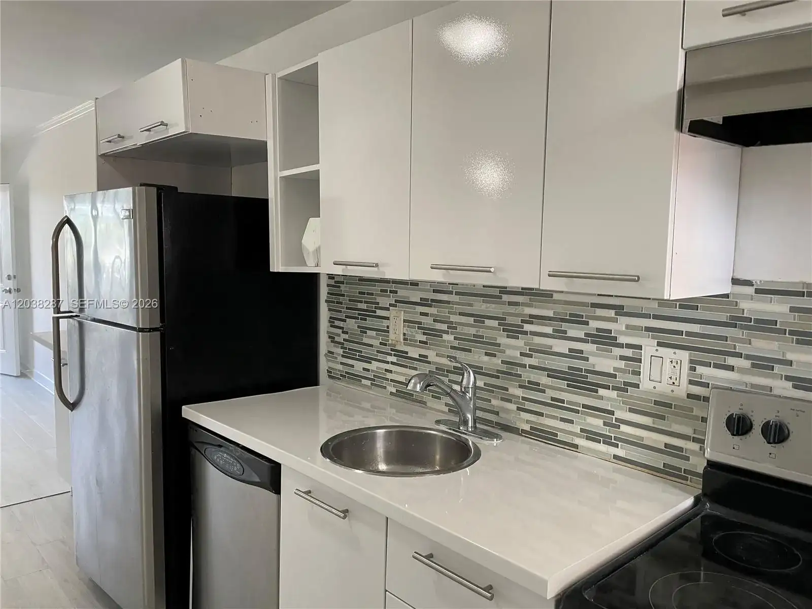 1450 NE 170th St # 305, North Miami Beach FL 33162 photo 5