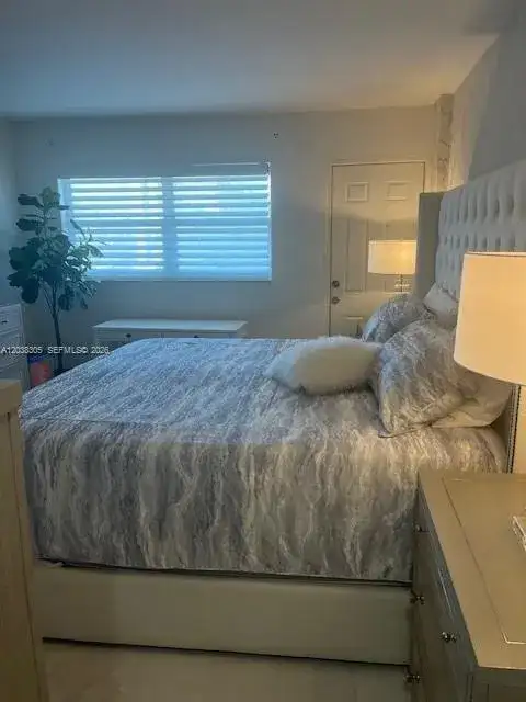 1160 Hillsboro Mile # 204, Hillsboro Beach FL 33062 photo 3
