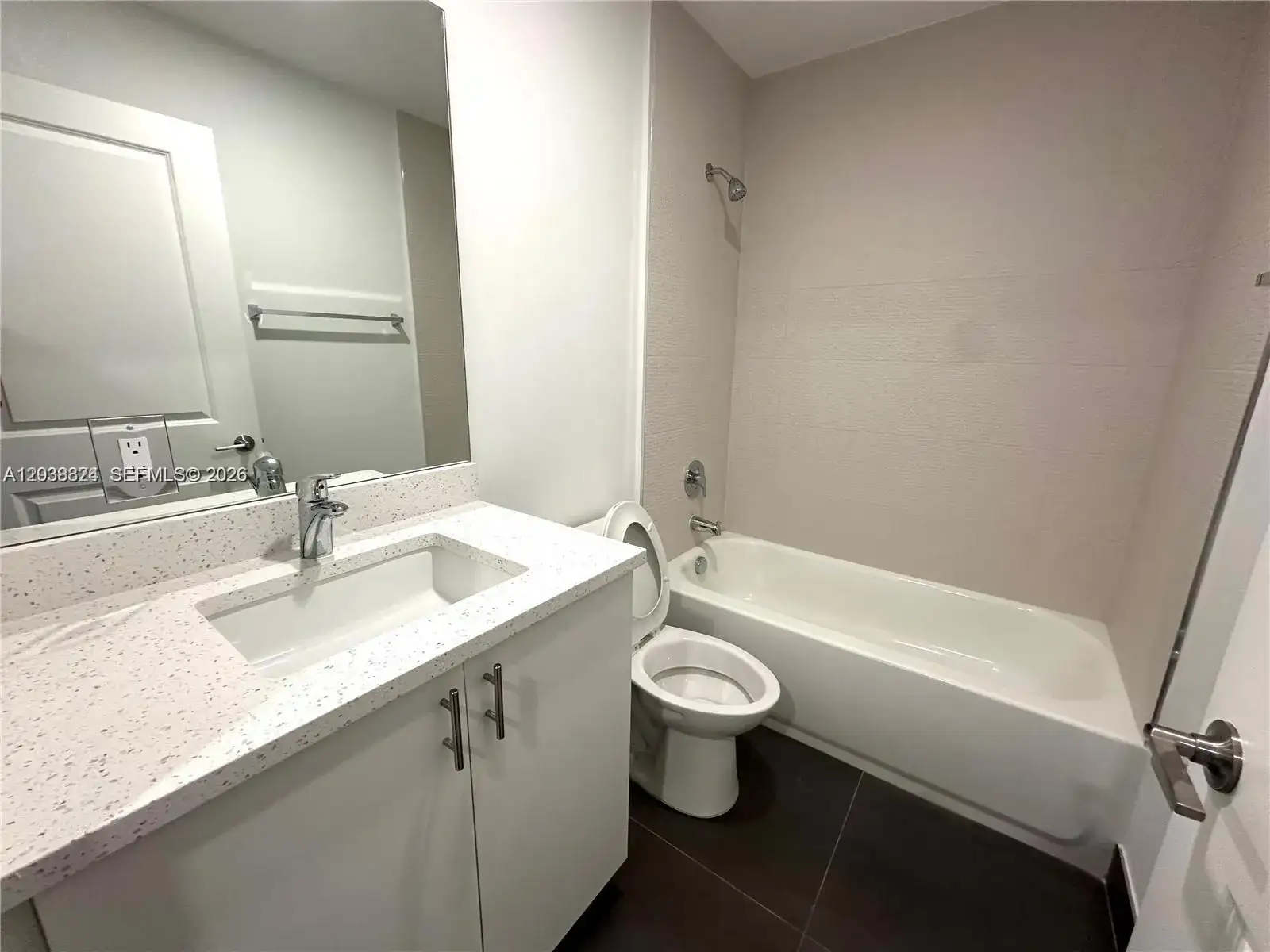 20 NE 19th Ave # 213, Pompano Beach FL 33060 photo 4