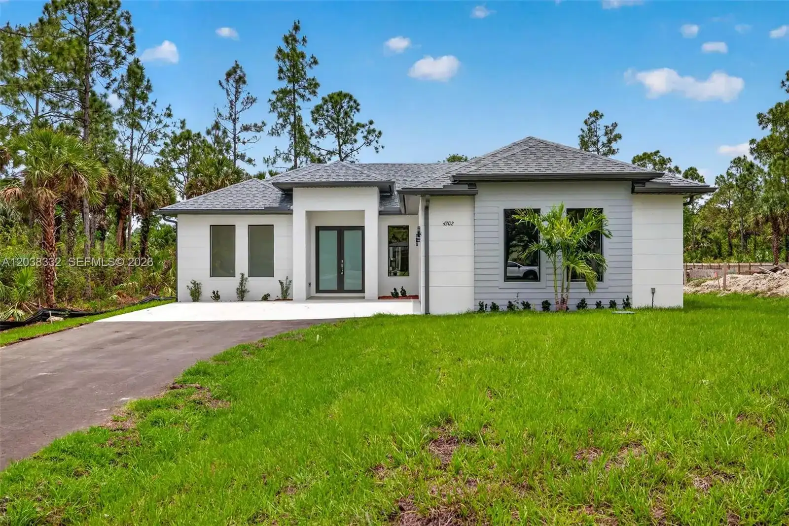 8248 SUN N LAKE BLVD, Sebring FL 33872