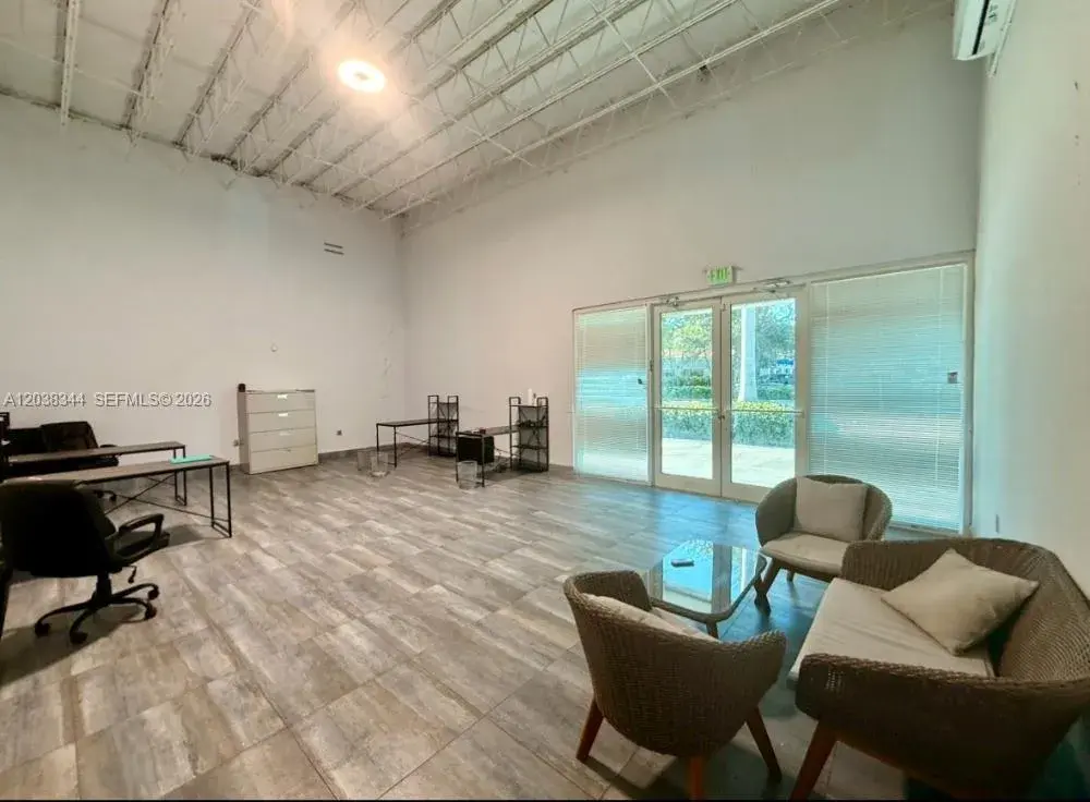 6236 Miramar Pkwy, Miramar FL 33023