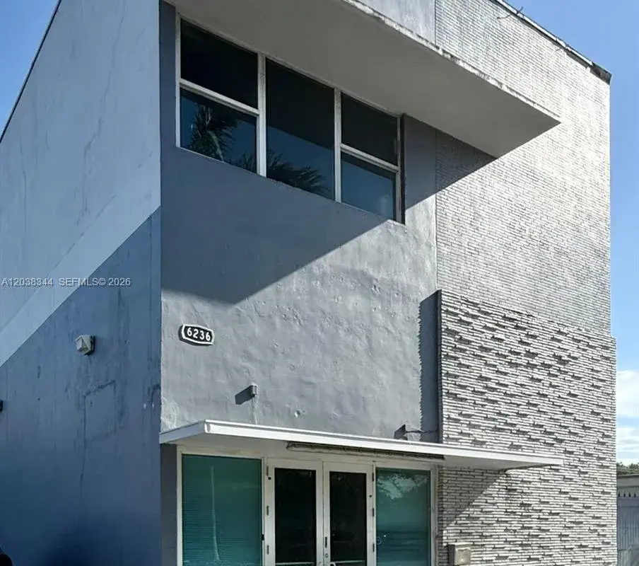 6236 Miramar Pkwy, Miramar FL 33023
