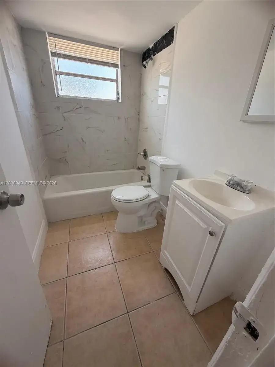 8450 NE Miami Ct # 4, Miami FL 33138 photo 2