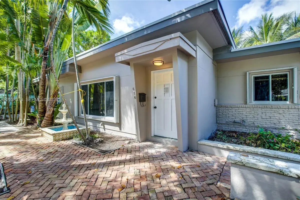 616 SW 11th Ct, Fort Lauderdale FL 33315