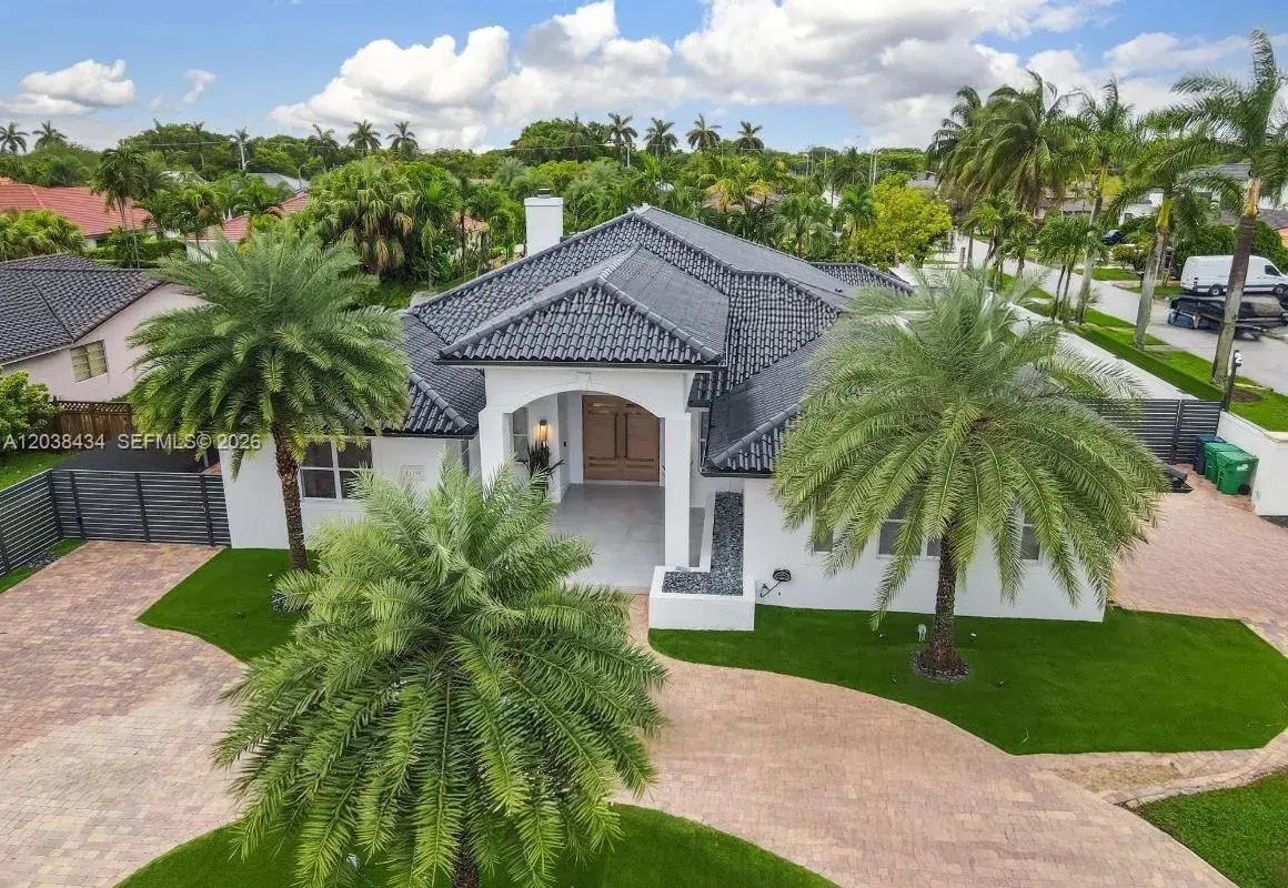 11390 SW 30th St, Miami FL 33165