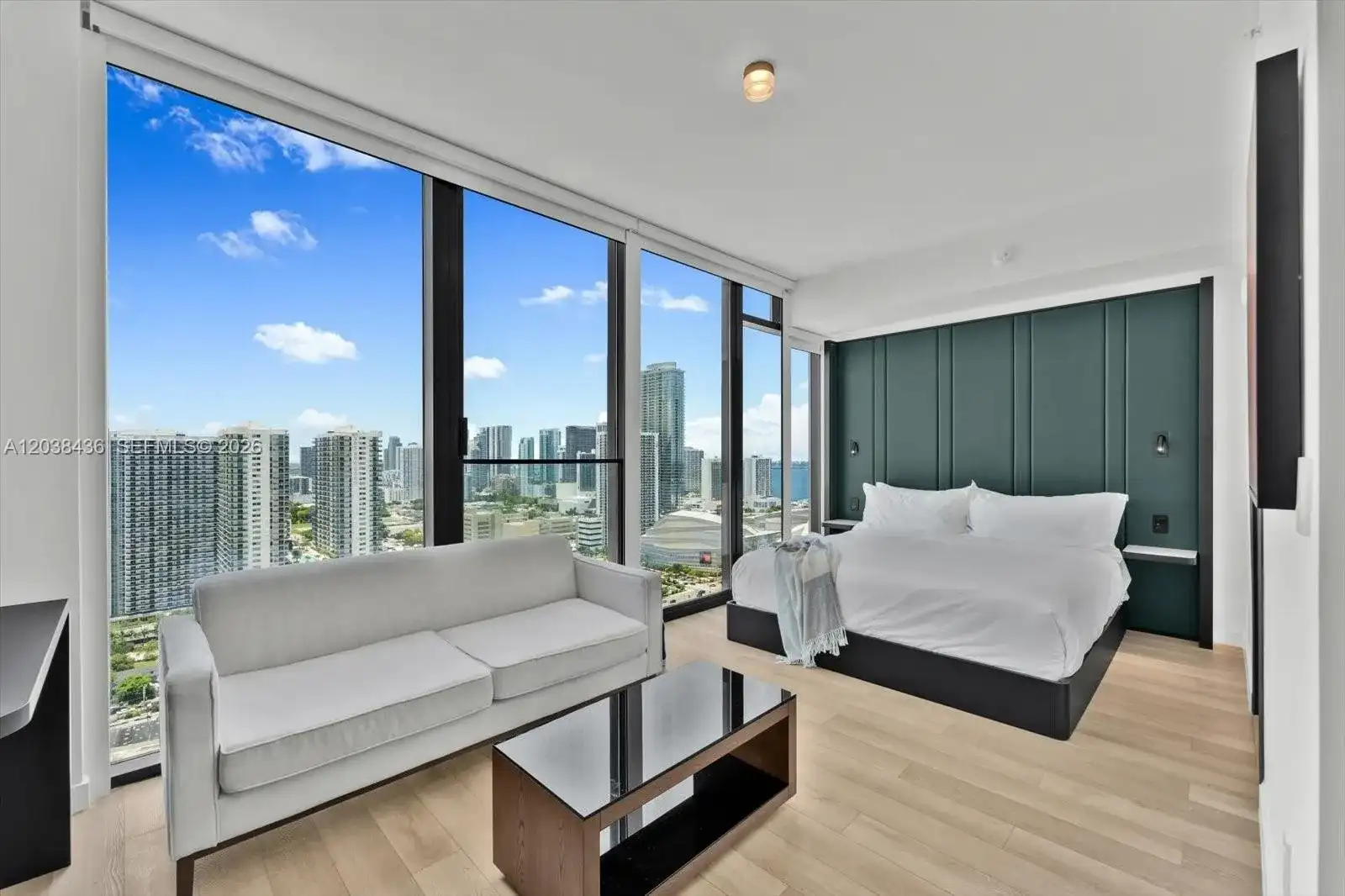 20 NE 11th St # 3105, Miami FL 33132