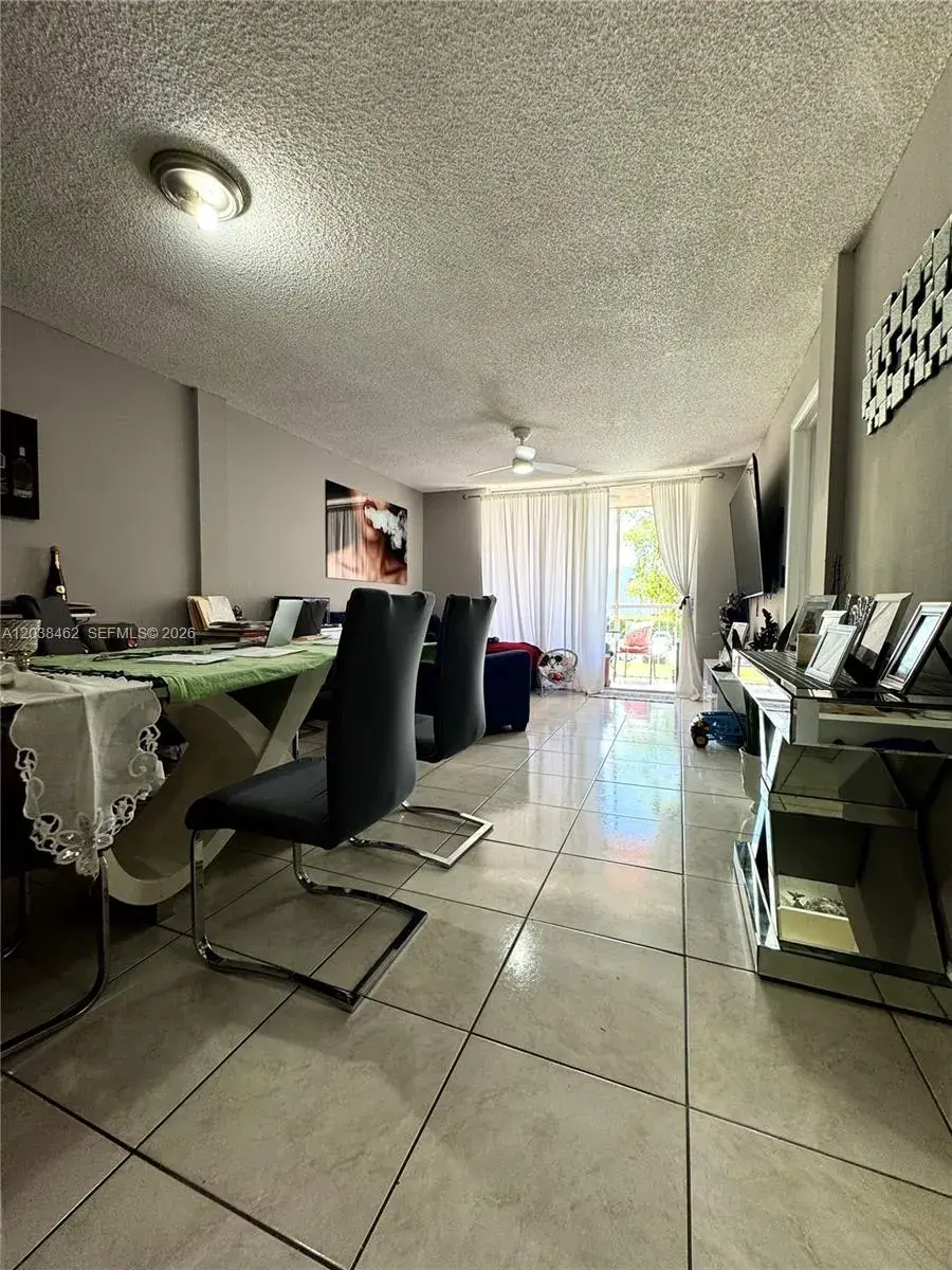19729 SW 114th Ave # 250, Miami FL 33157