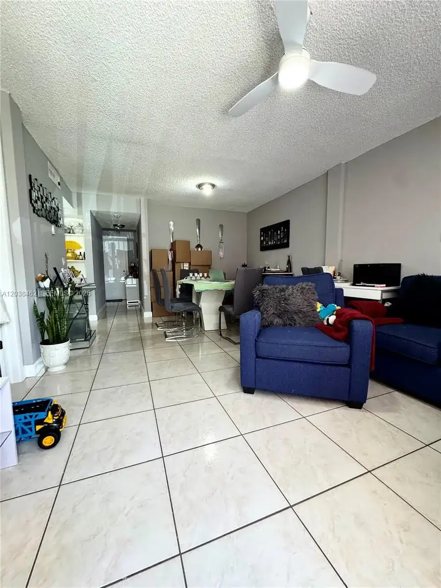 19729 SW 114th Ave # 250, Miami FL 33157 photo 3