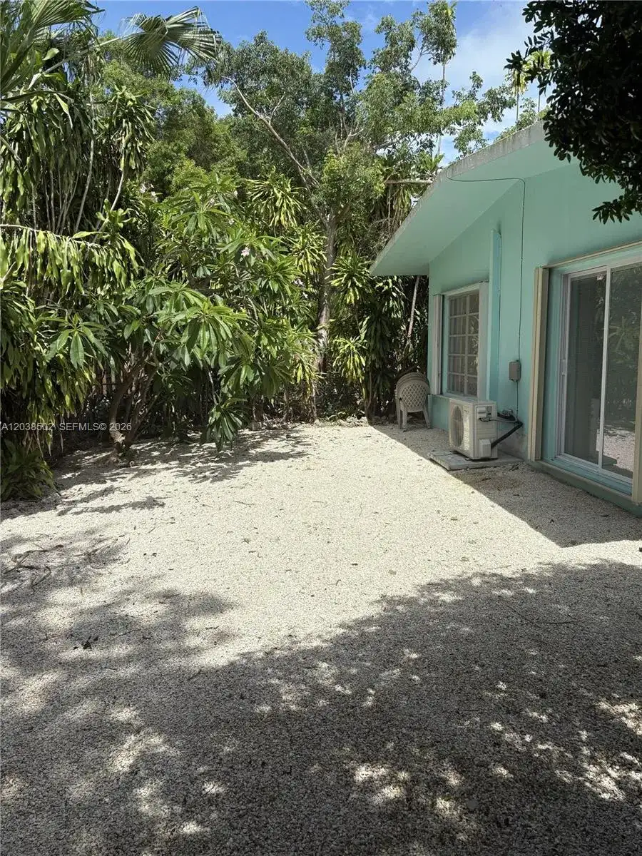 8 Jewfish Ave, Key Largo FL 33037 photo 5