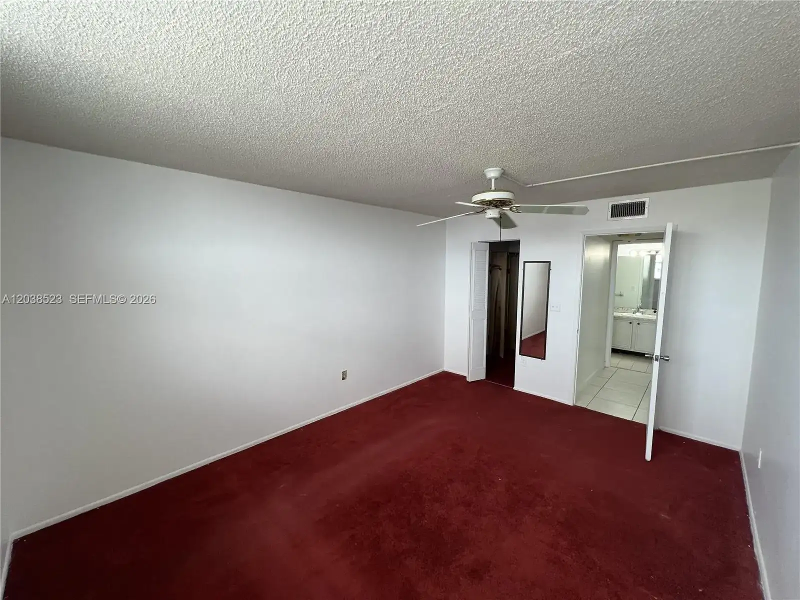 920 NE 169th St # 504, North Miami Beach FL 33162 photo 3