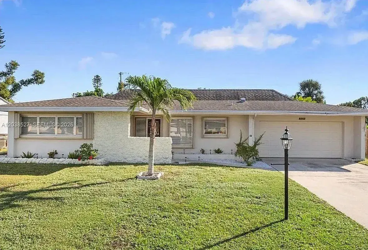 2623 SE 17 AVE # 2623, Cape Coral FL 33904