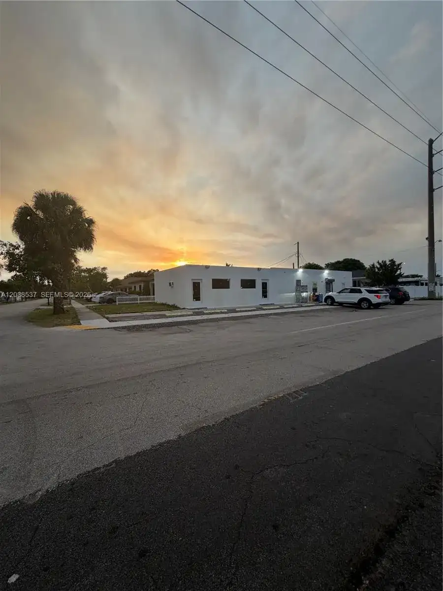 2910 N 22nd Ave, Hollywood FL 33020 photo 4