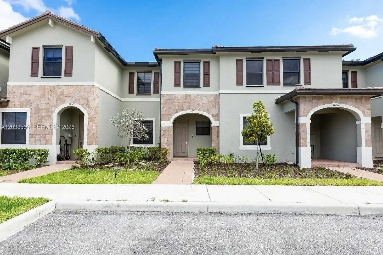 3420 W 111th Pl, Hialeah FL 33018 photo 3