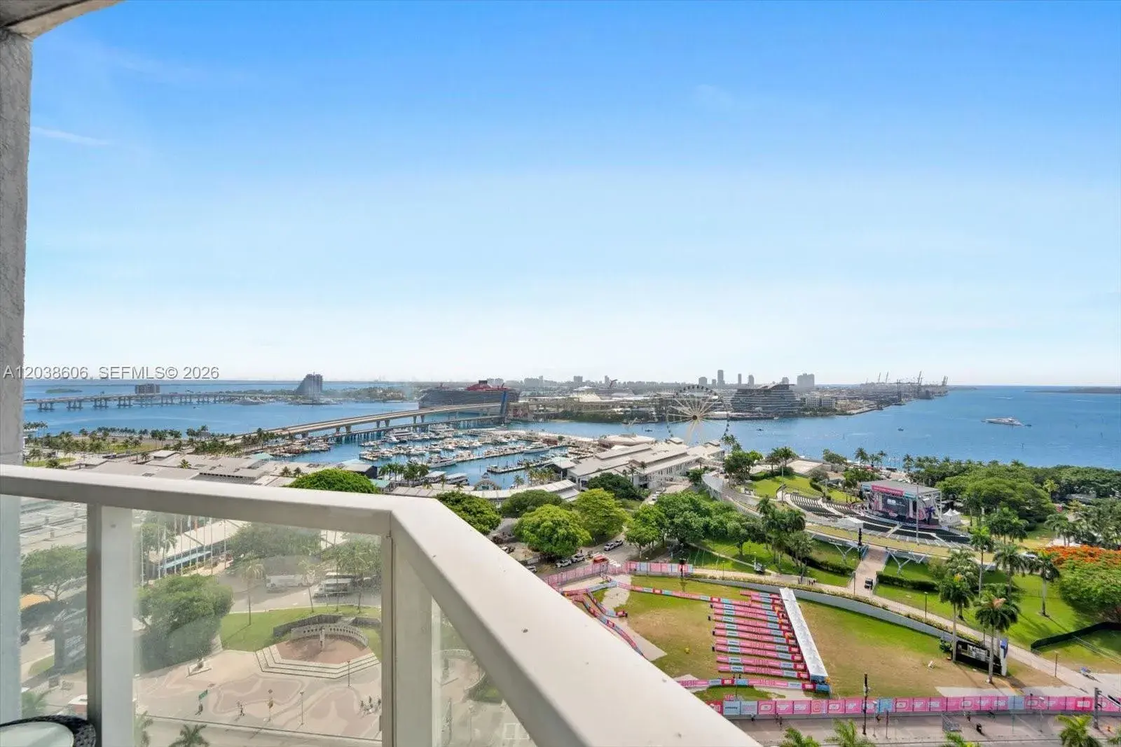 244 Biscayne Blvd # 1803, Miami FL 33132