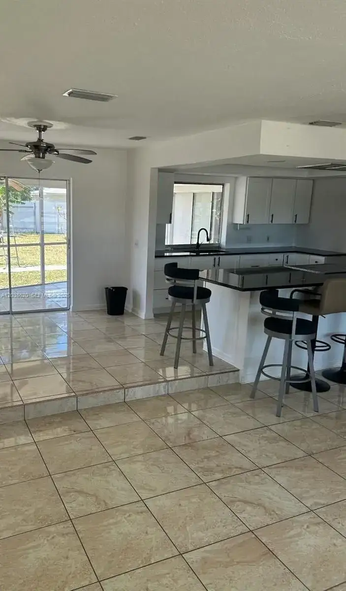 4020 Country Club # 0, Cape Coral FL 33904 photo 5