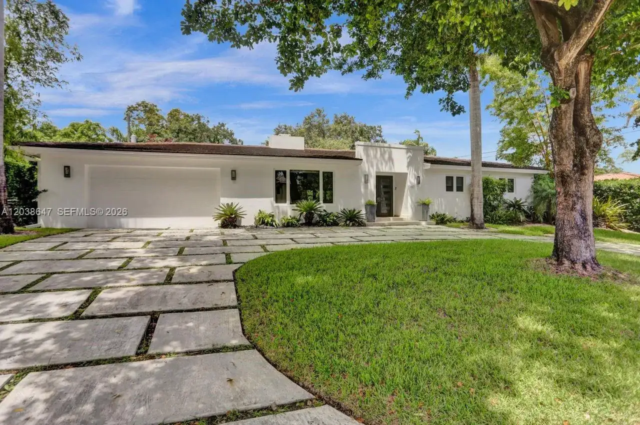 1601 Lugo Ave, Coral Gables FL 33156 photo 2
