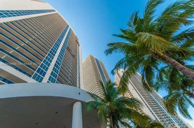 1800 S Ocean Dr # 3103, Hallandale Beach FL 33009