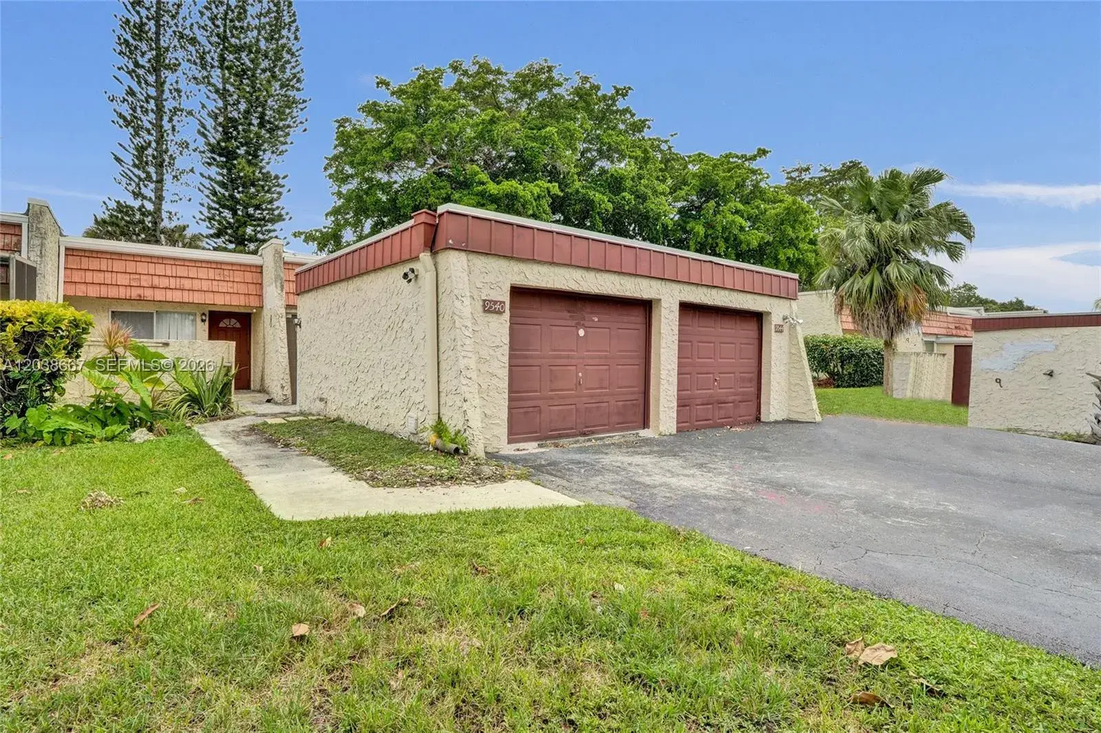 9540 NW 65th St # D8, Tamarac FL 33321