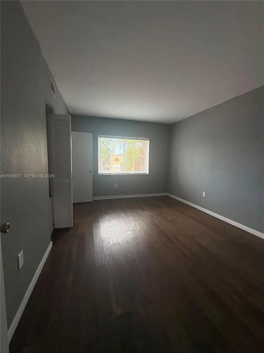 481 NW 84th Ln # 481, Miami FL 33150 photo 3