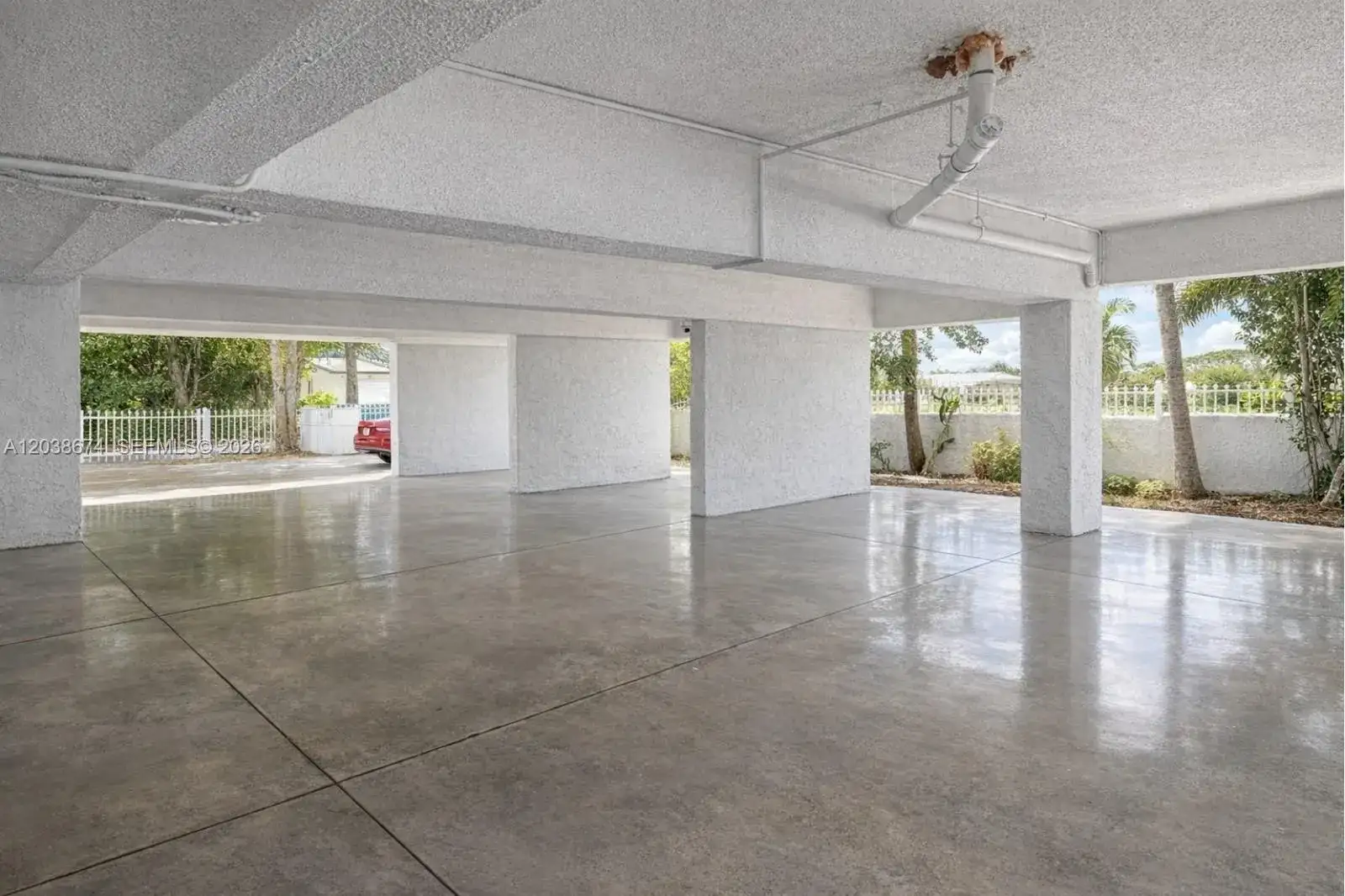 1090 NE 129th St # 205, North Miami FL 33161 photo 4