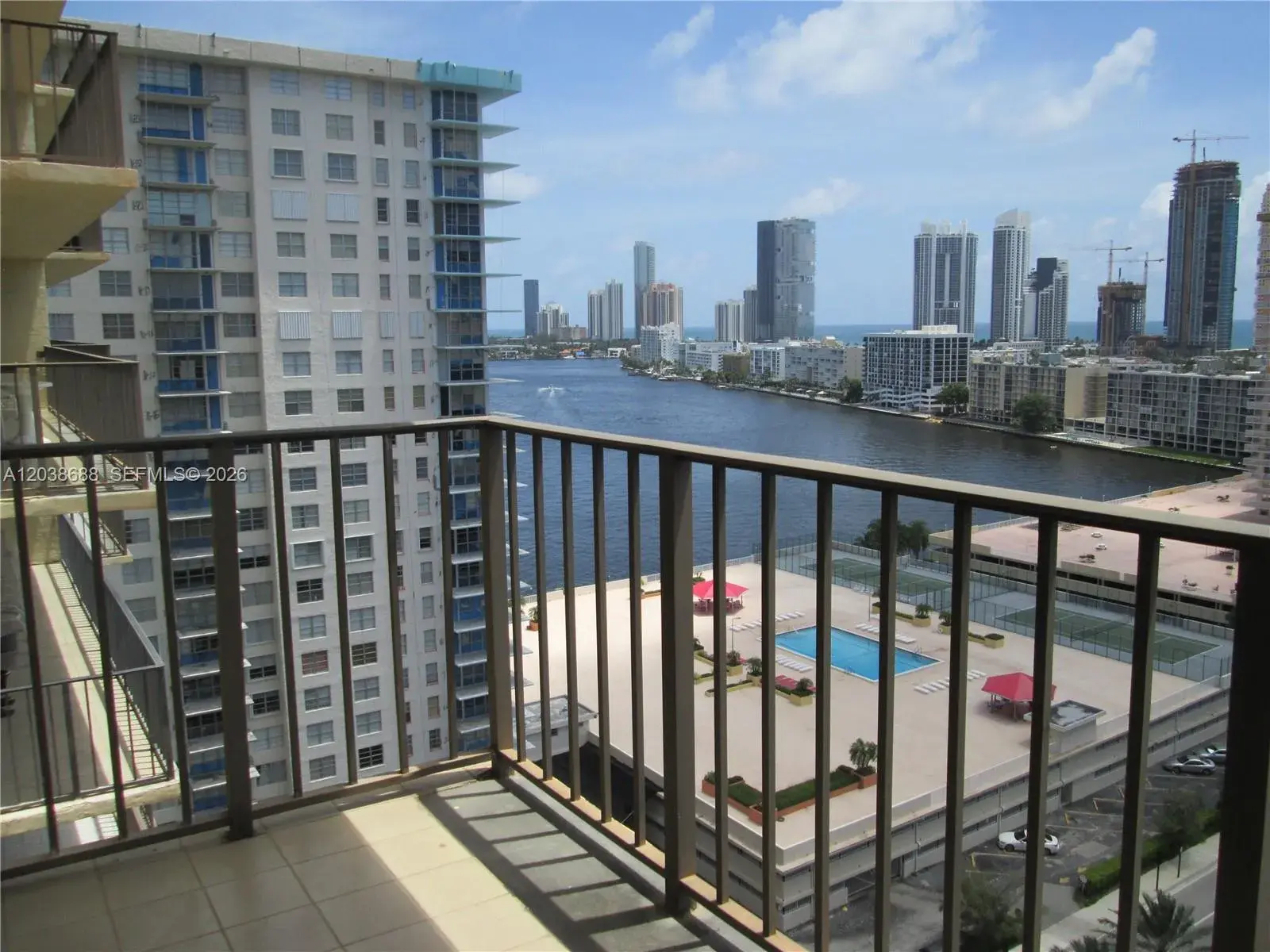 290 174th St # 1812, Sunny Isles Beach FL 33160