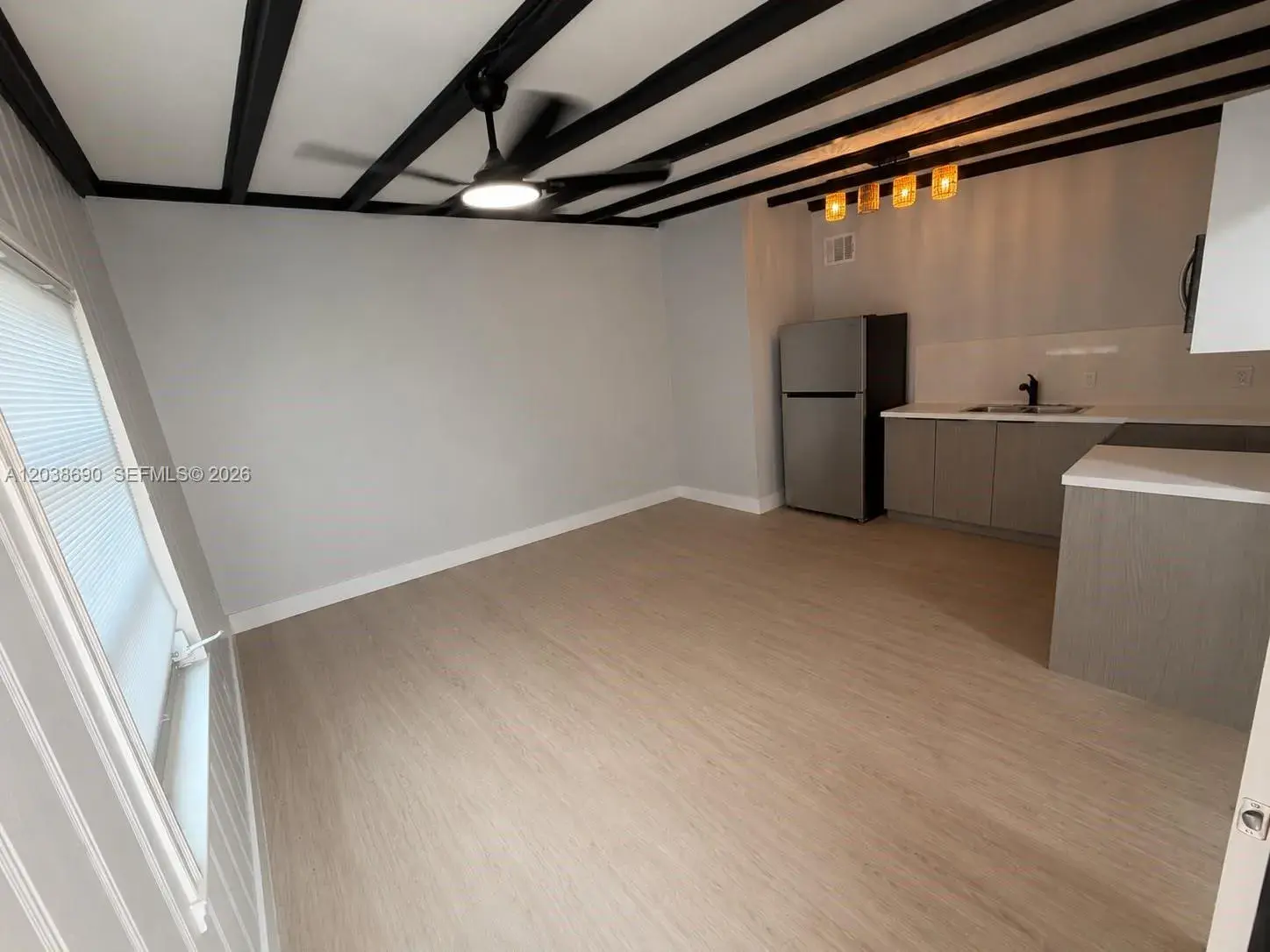 1111 N Victoria Park Rd # 4, Fort Lauderdale FL 33304