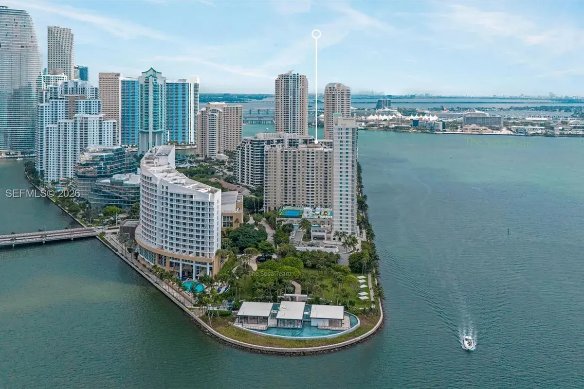 770 Claughton Island Dr # 2016, Miami FL 33131