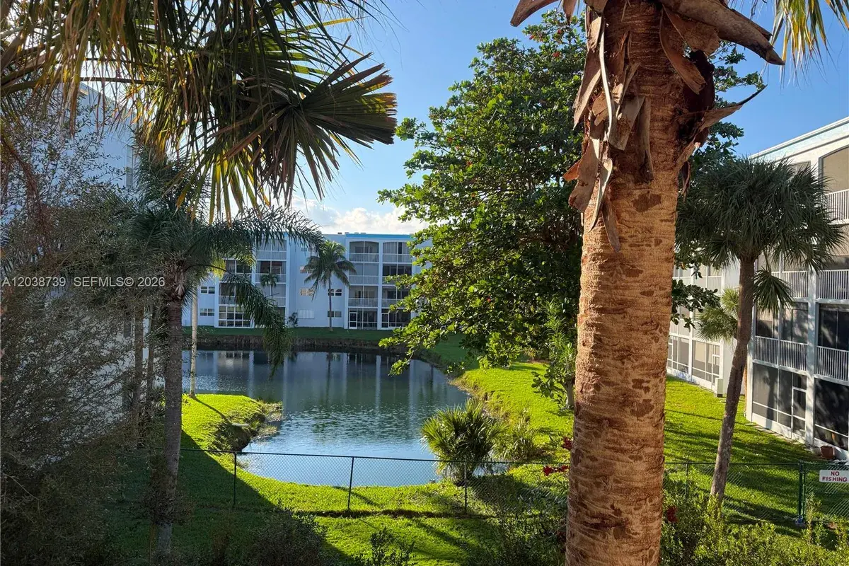 610 NE 2nd St # 301, Dania Beach FL 33004