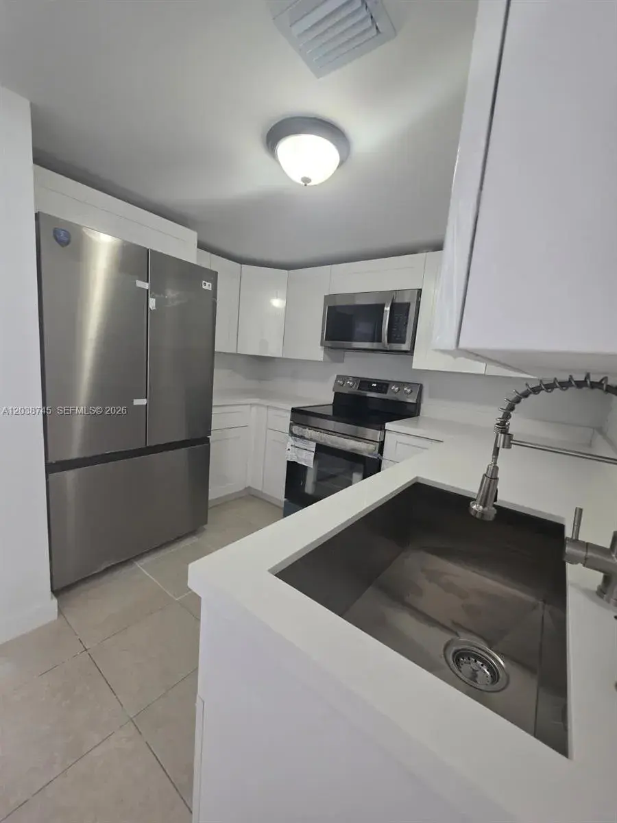 831 SW 3rd St # 831, Miami FL 33130