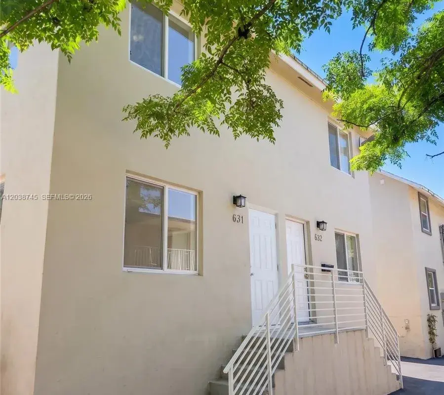 831 SW 3rd St # 831, Miami FL 33130