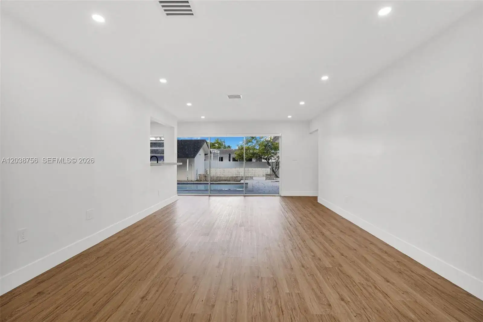 8201 SW 42nd St, Miami FL 33155 photo 5