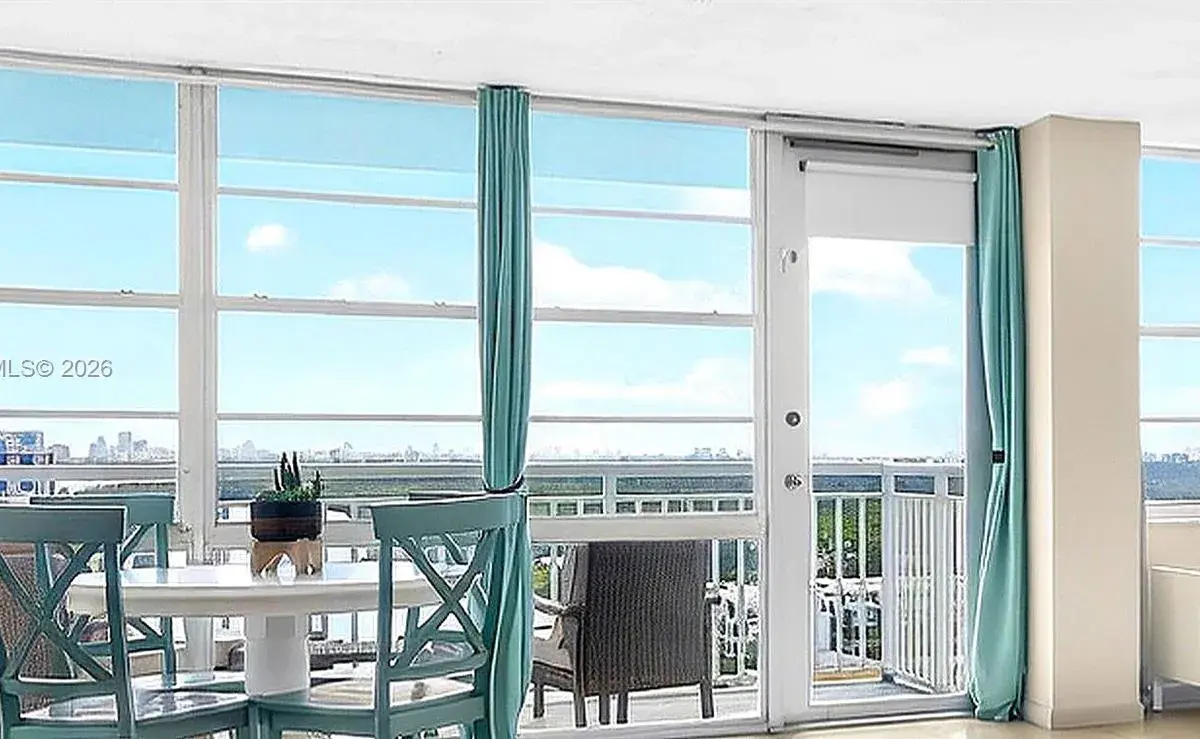 301 174th St, Sunny Isles Beach FL 33160