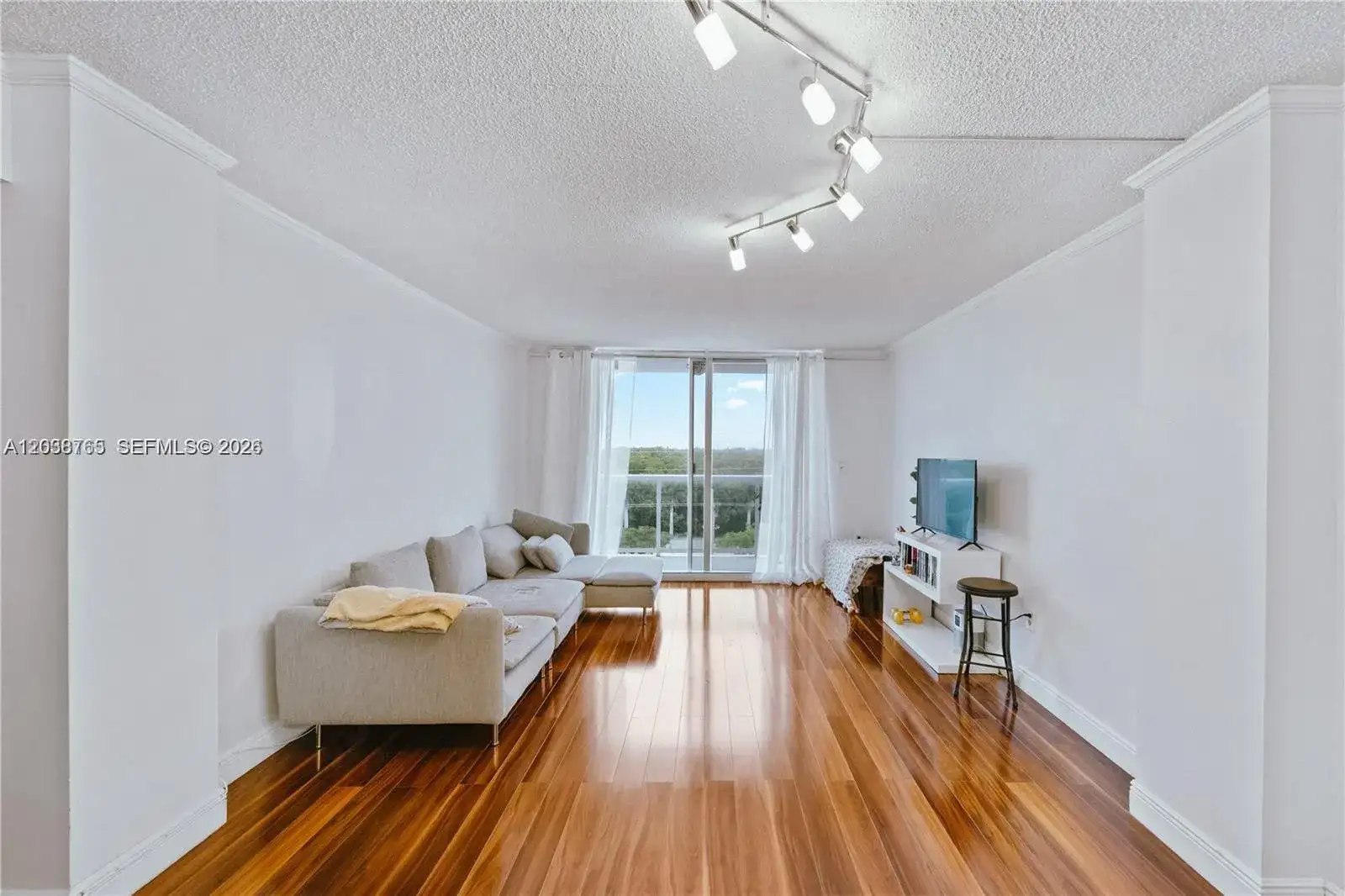 2841 NE 163rd St # 704, North Miami Beach FL 33160 photo 5