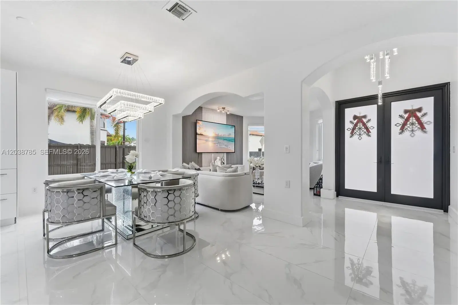 14452 SW 10th St, Miami FL 33184