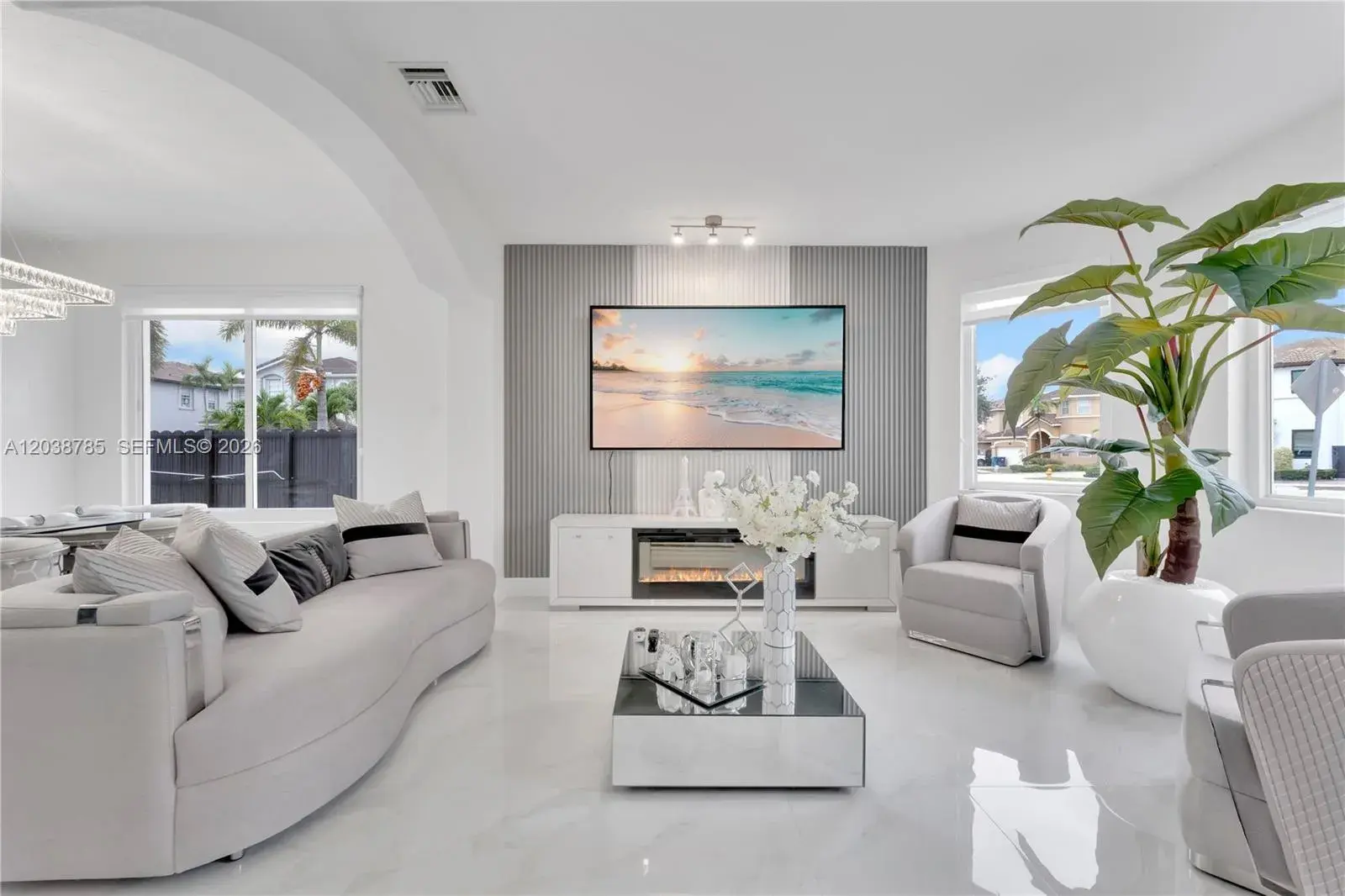 14452 SW 10th St, Miami FL 33184