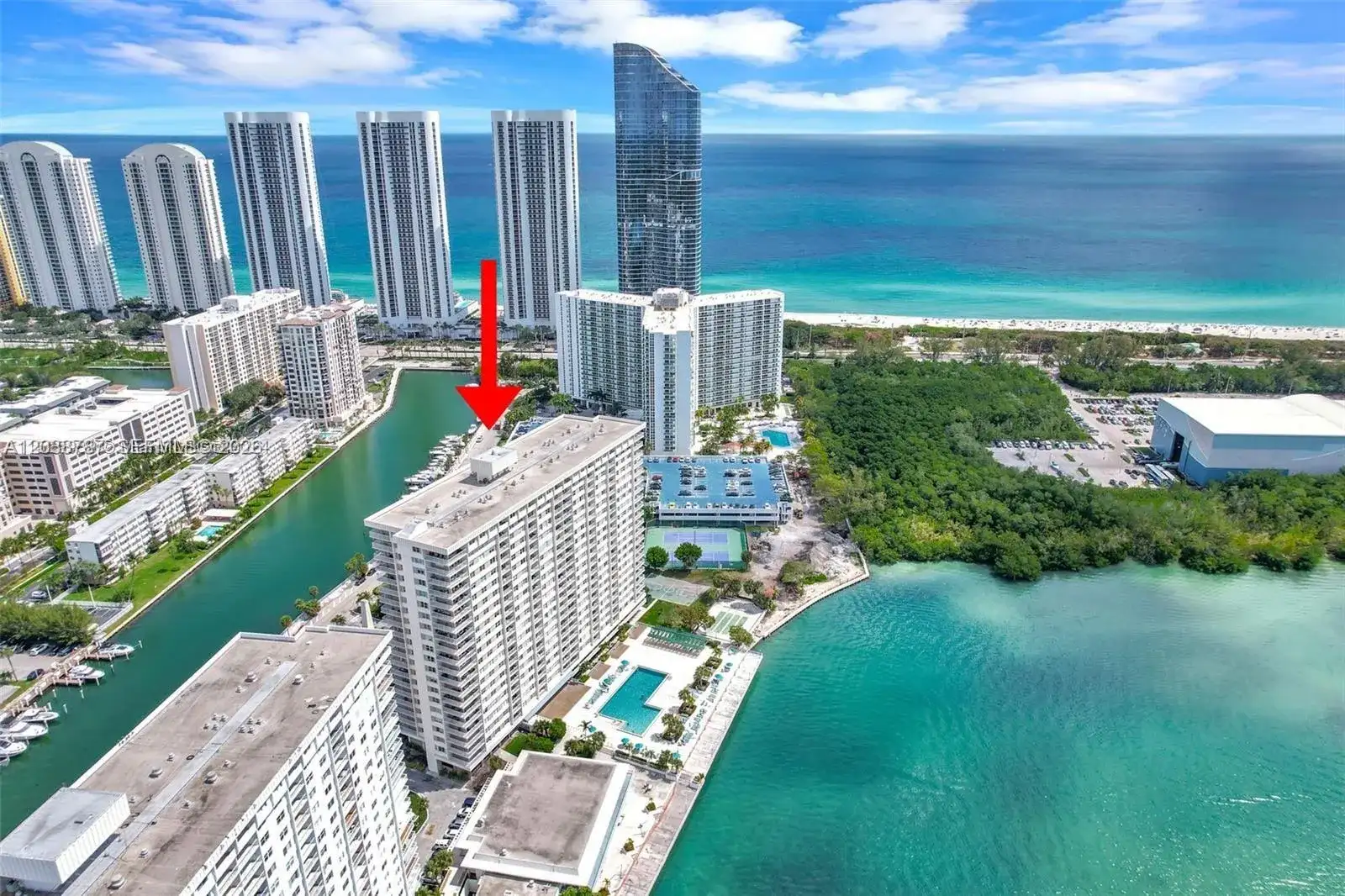 300 Bayview Dr # 1711, Sunny Isles Beach FL 33160 photo 2
