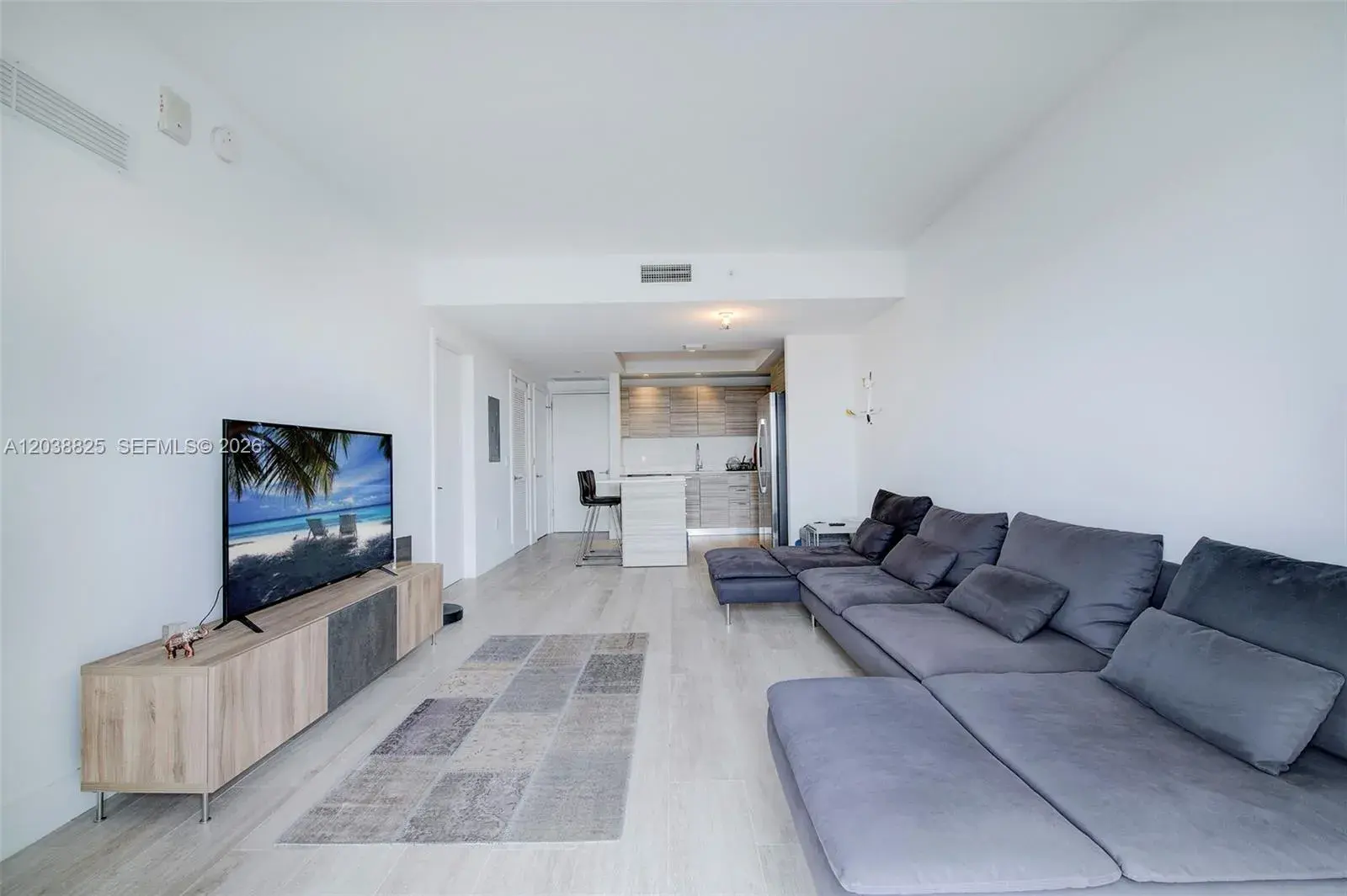 121 NE 34th St # 1111, Miami FL 33137