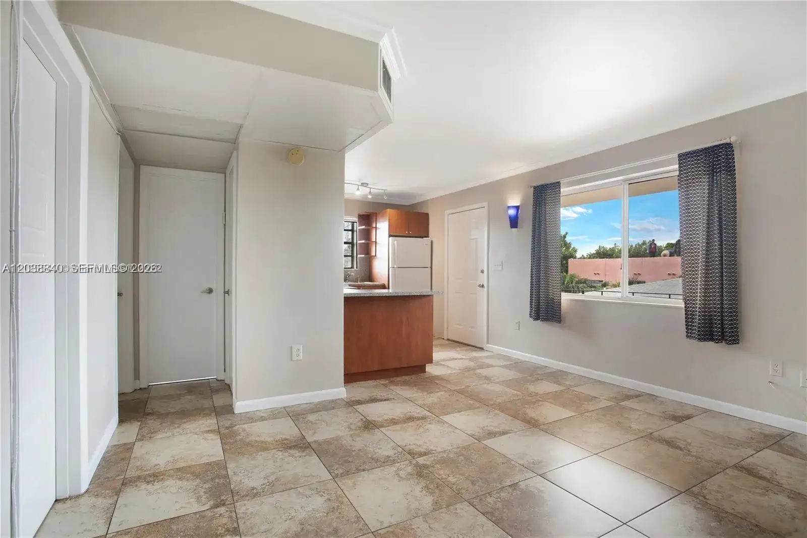 1020 SW 7th St # 9, Miami FL 33130 photo 3