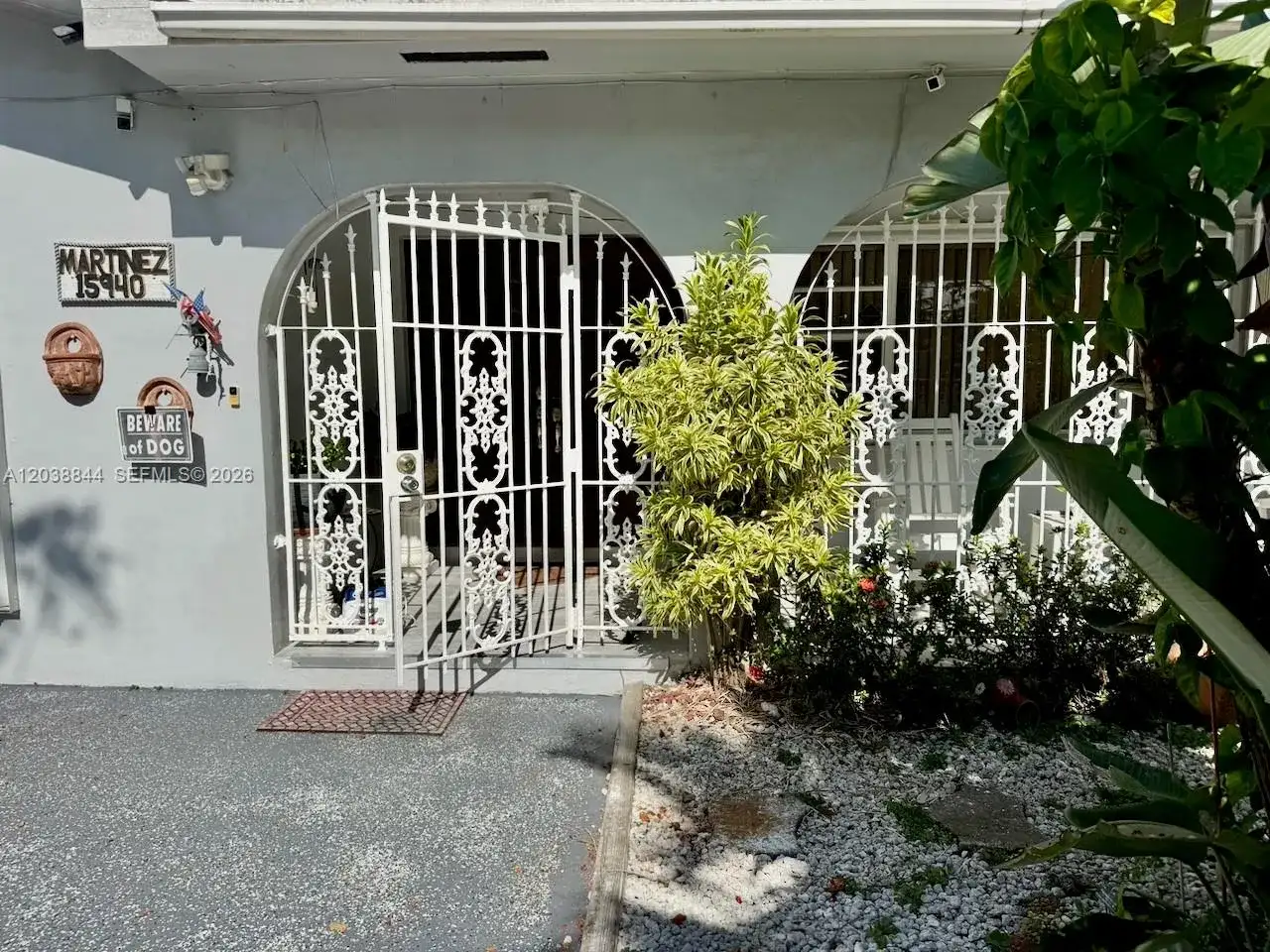 15940 NW 37th Pl, Miami Gardens FL 33054 photo 2