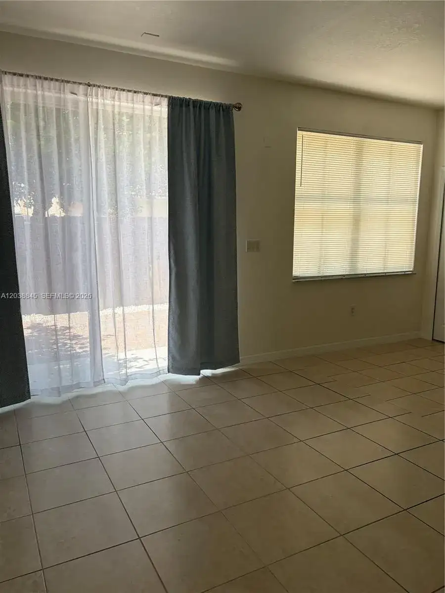 12393 SW 124th Ter, Miami FL 33186 photo 5