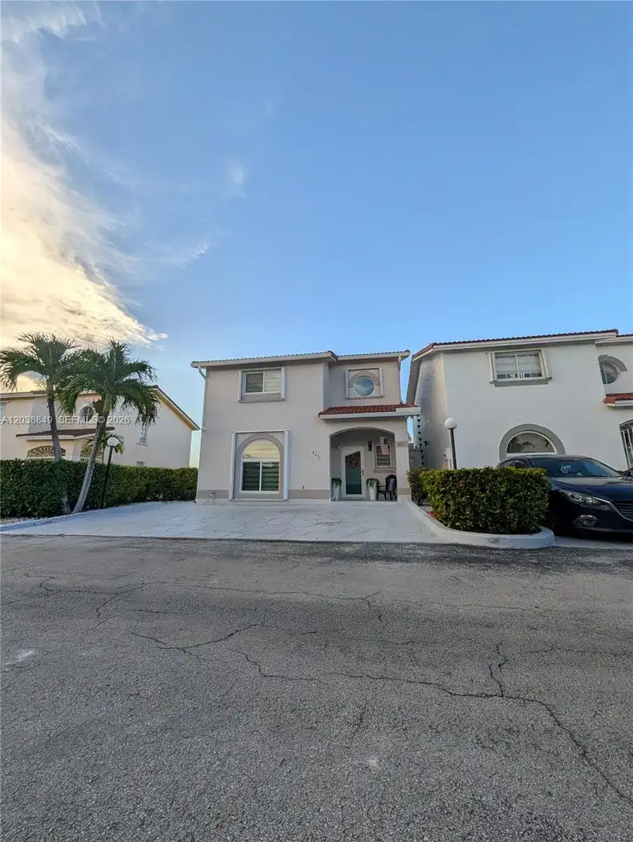 8275 NW 186th St # 801, Hialeah FL 33015 photo 2