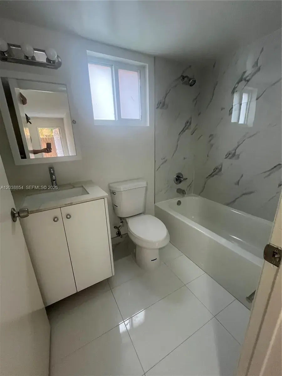 1419 SW 22nd Ave, Miami FL 33145