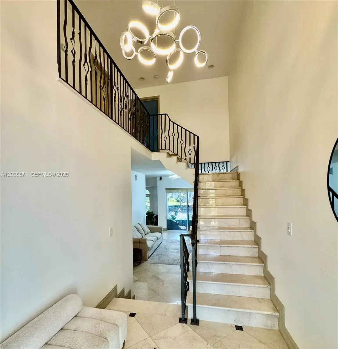 3016 NE 210th St, Aventura FL 33180