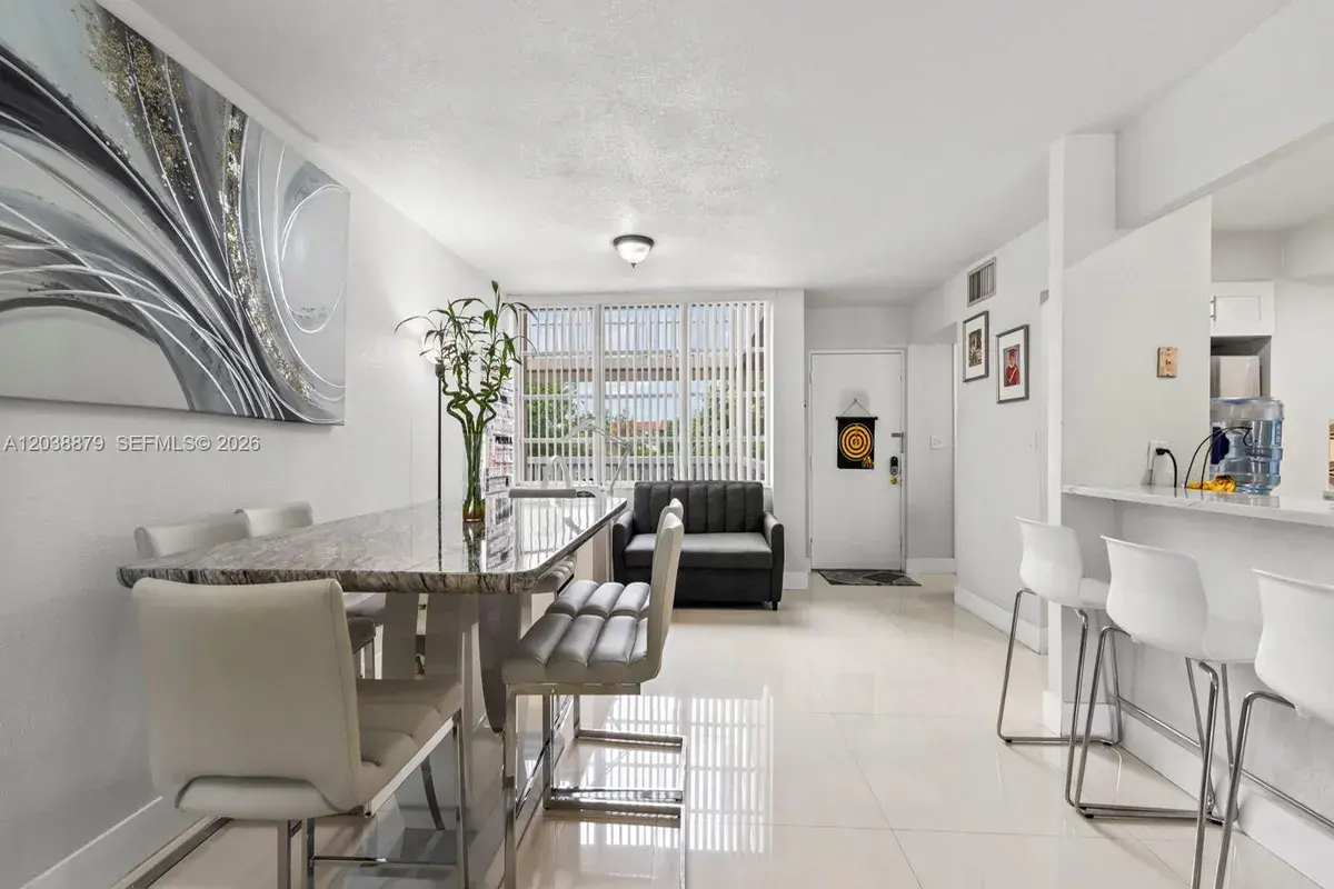 7021 Environ Blvd # 320, Lauderhill FL 33319