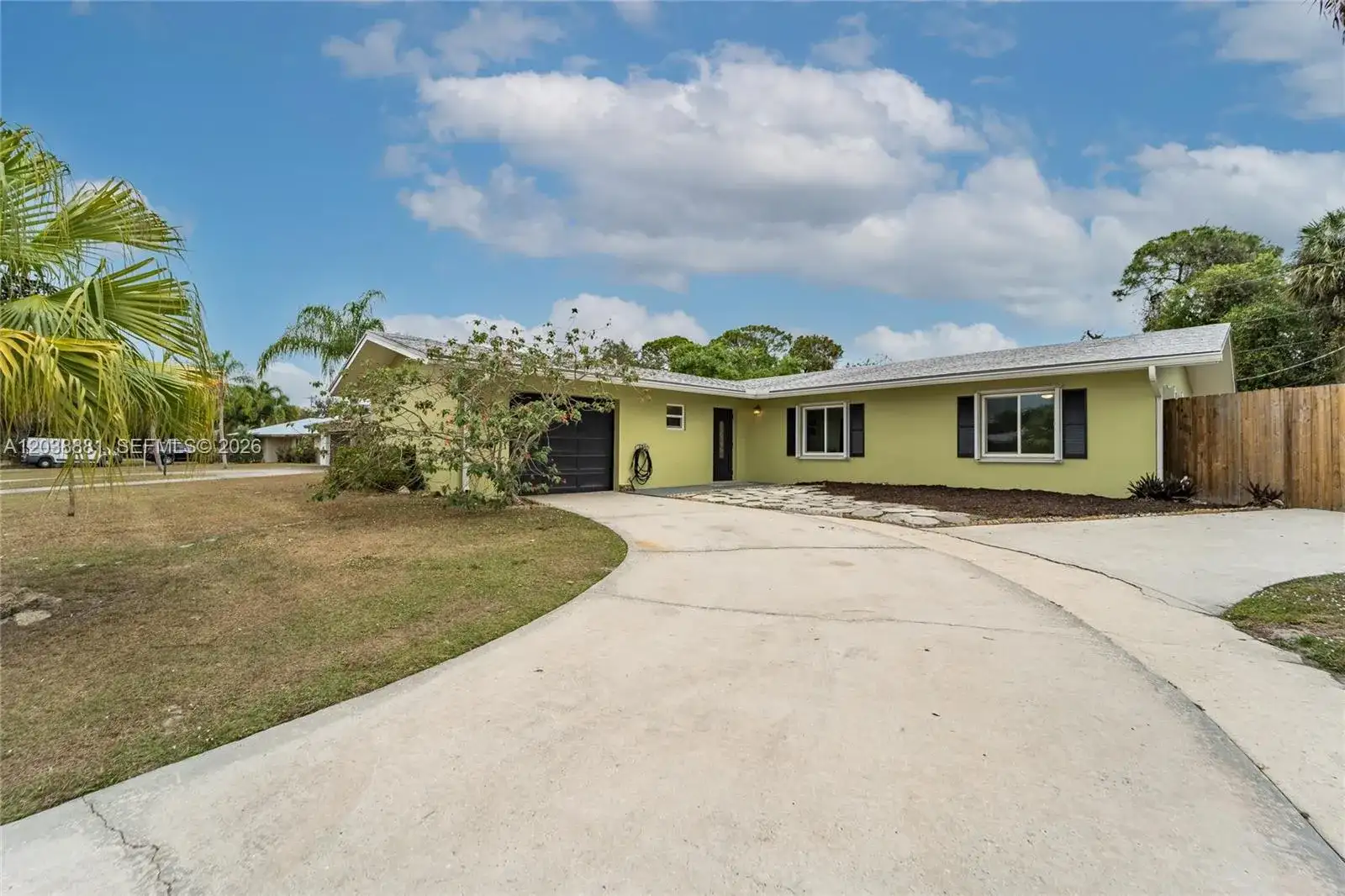 607 N Coconut Ave N # 607, Port St. Lucie FL 34952 photo 2