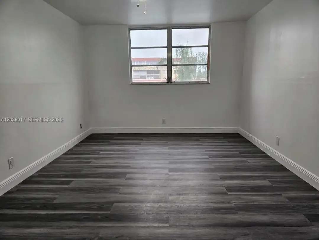 404 NW 68th Ave # 304, Plantation FL 33317 photo 5